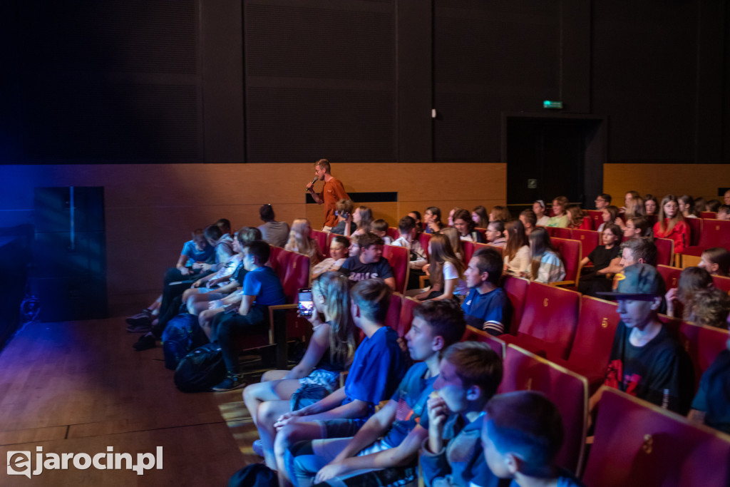 Konferencja z młodzieżą o młodzieży