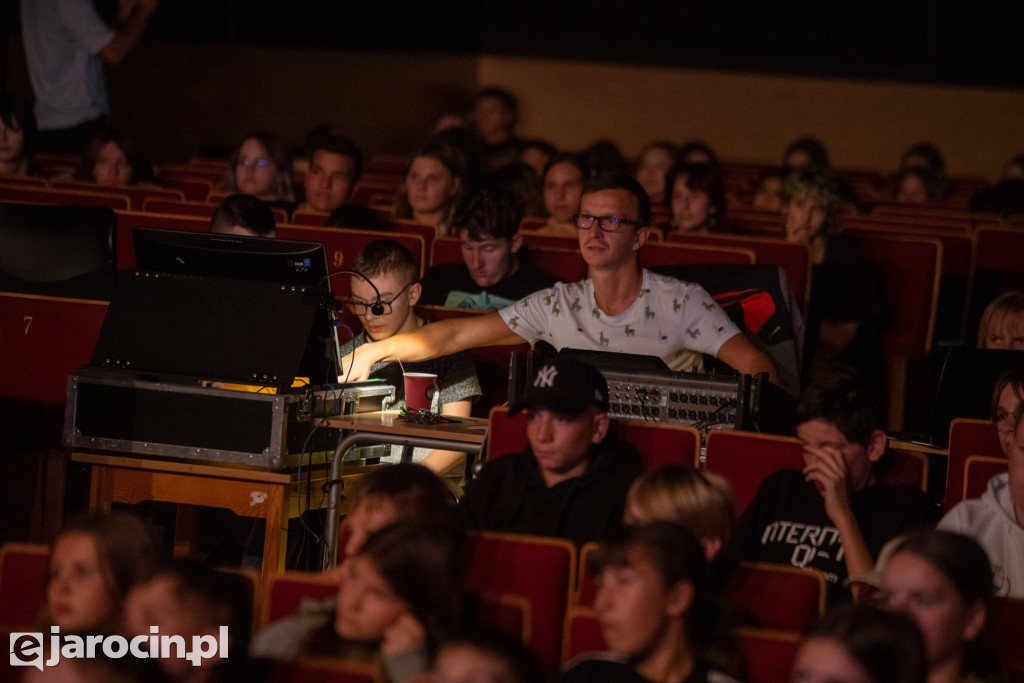 Konferencja z młodzieżą o młodzieży