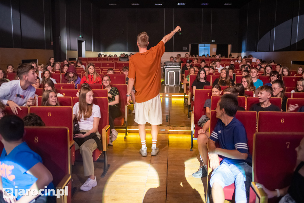 Konferencja z młodzieżą o młodzieży