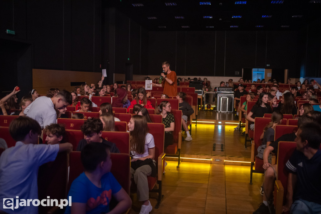 Konferencja z młodzieżą o młodzieży