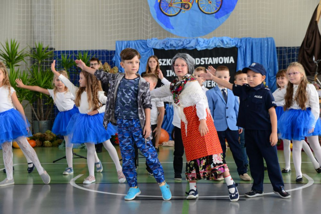 Nadanie imienia Szkole Podstawowej w Witaszycach