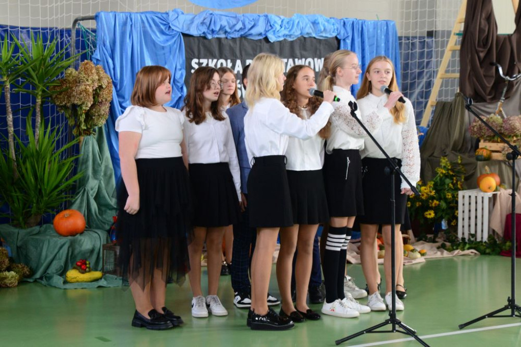 Nadanie imienia Szkole Podstawowej w Witaszycach