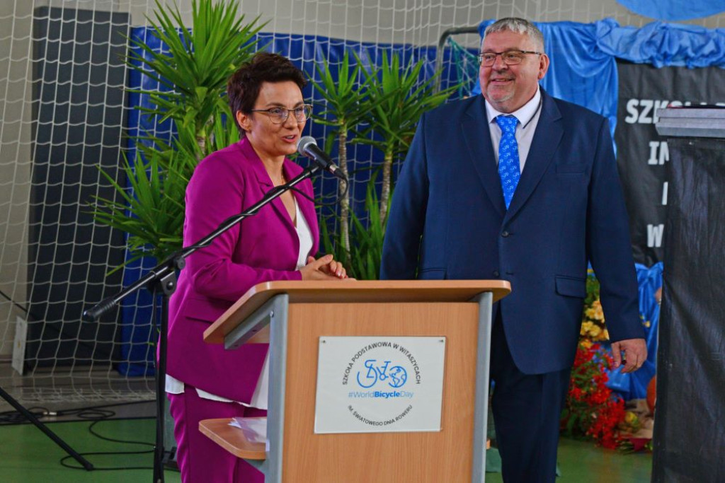 Nadanie imienia Szkole Podstawowej w Witaszycach