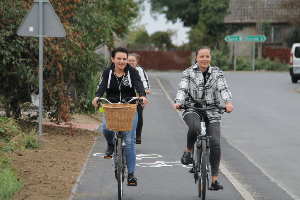 Otwarcie ścieżki rowerowej Twardów-Wyszki