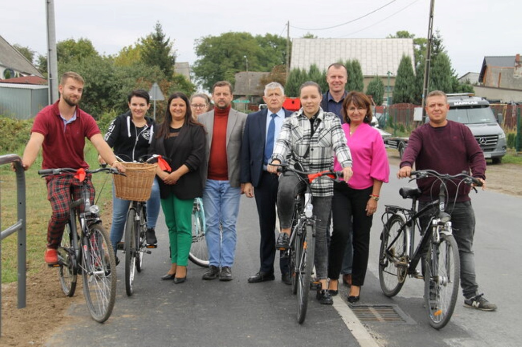 Otwarcie ścieżki rowerowej Twardów-Wyszki