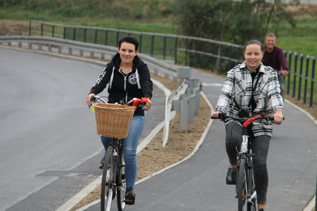Otwarcie ścieżki rowerowej Twardów-Wyszki