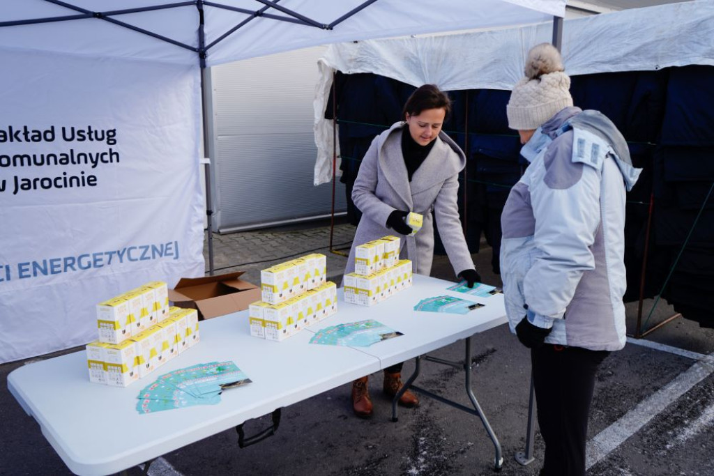 Darmowe żarówki dla jarociniaków
