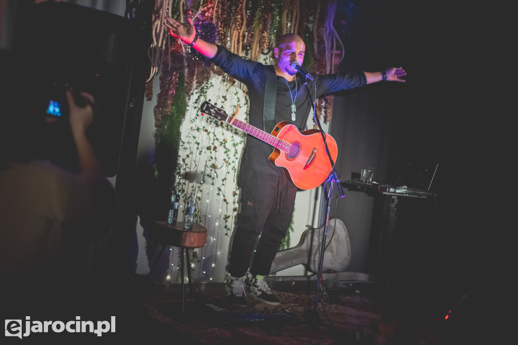Damian Ukeje wystąpił w Hermanowie