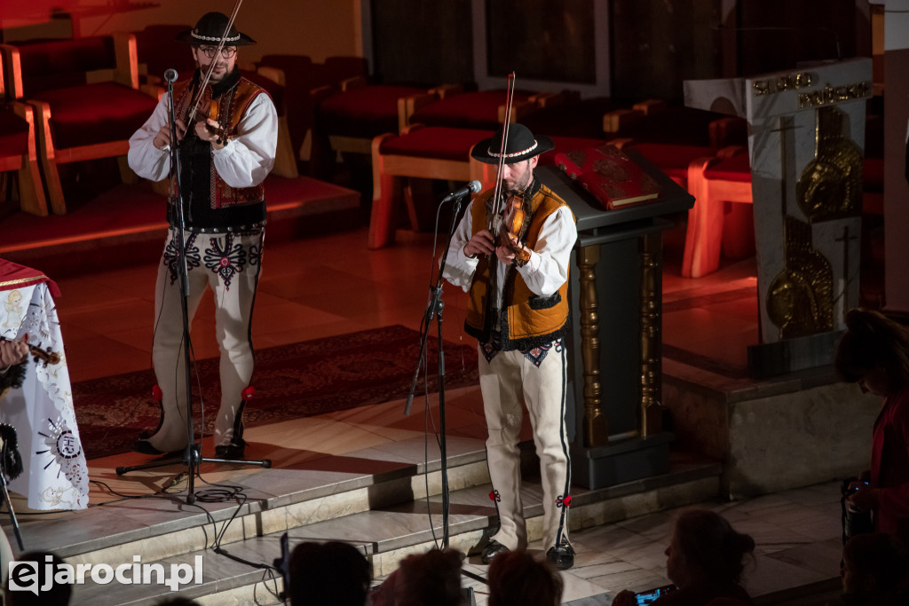 Kolędy i pastorałki na góralską nutę