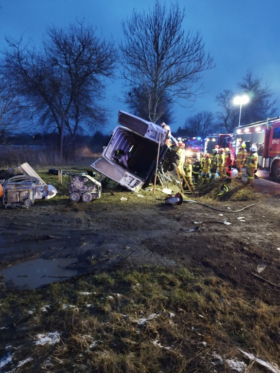 Wypadek busa na krajowej „15”