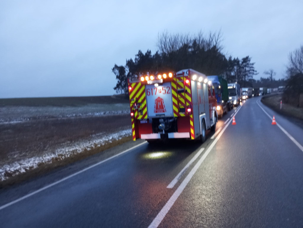 Wypadek busa na krajowej „15”