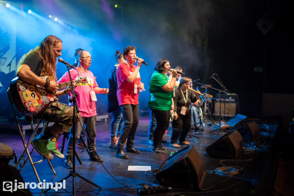 Koncert dla Zuzi. Małej dziewczynki z dużymi problemami