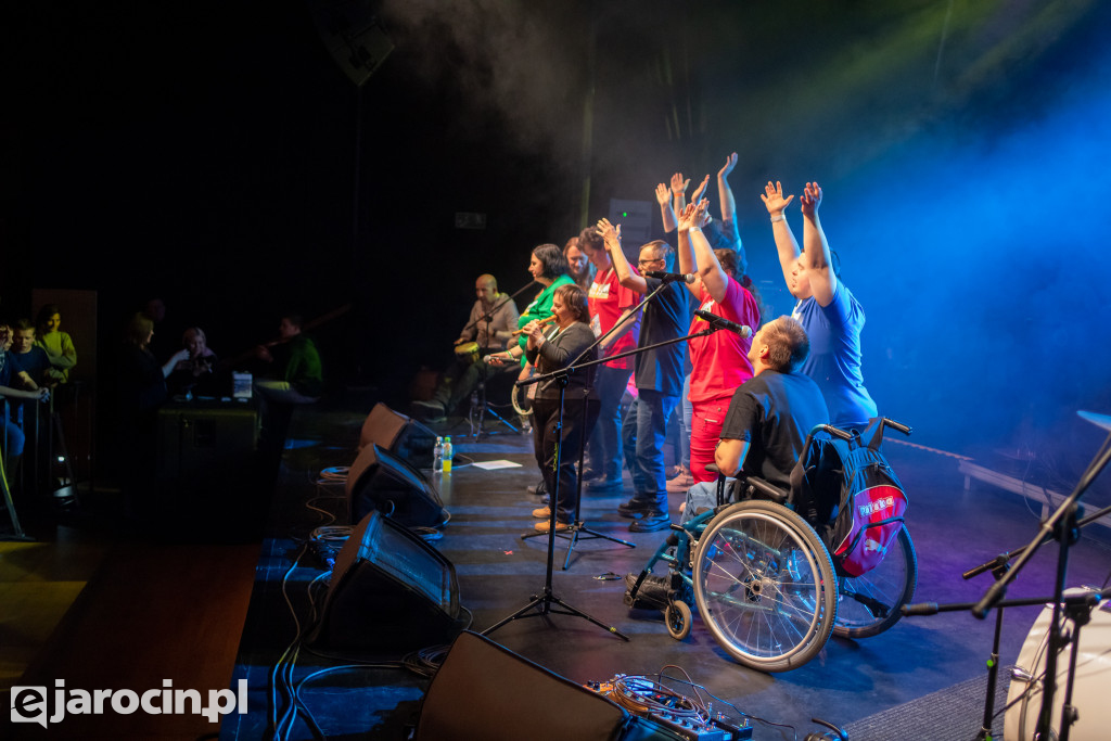 Koncert dla Zuzi. Małej dziewczynki z dużymi problemami