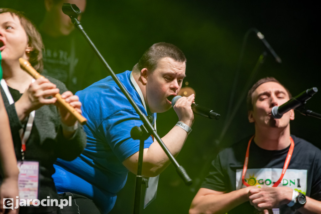 Koncert dla Zuzi. Małej dziewczynki z dużymi problemami
