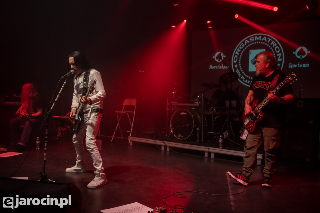 Koncert dla Zuzi. Małej dziewczynki z dużymi problemami