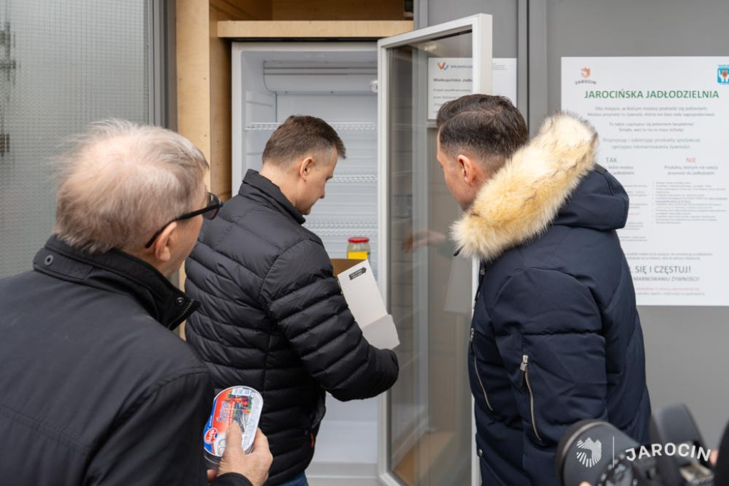 Lodówka społeczna działa w Jarocinie