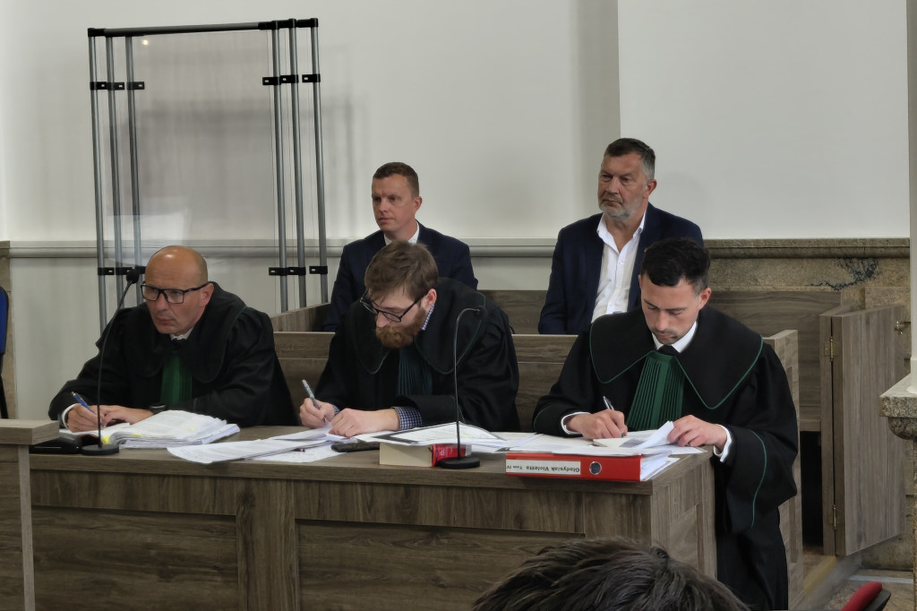 Sprawa nieprawidłowości w ZGO na finiszu