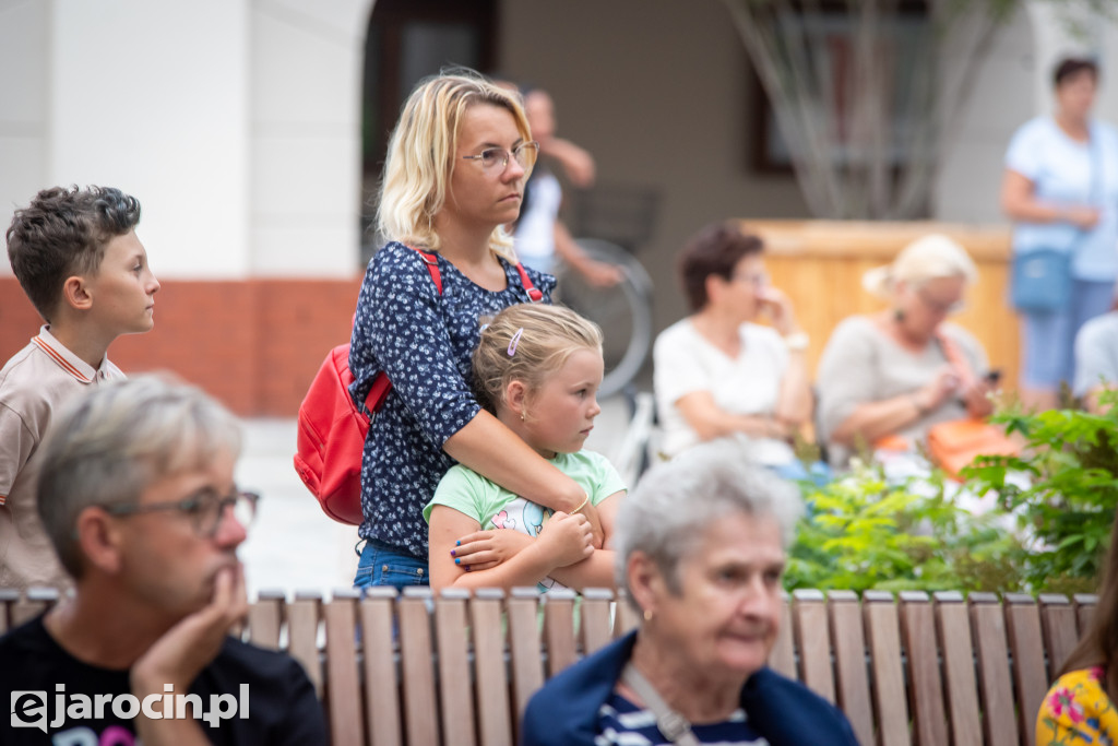 Letnie Brzmienia Jarocin 2024: Tacy Nie Inni