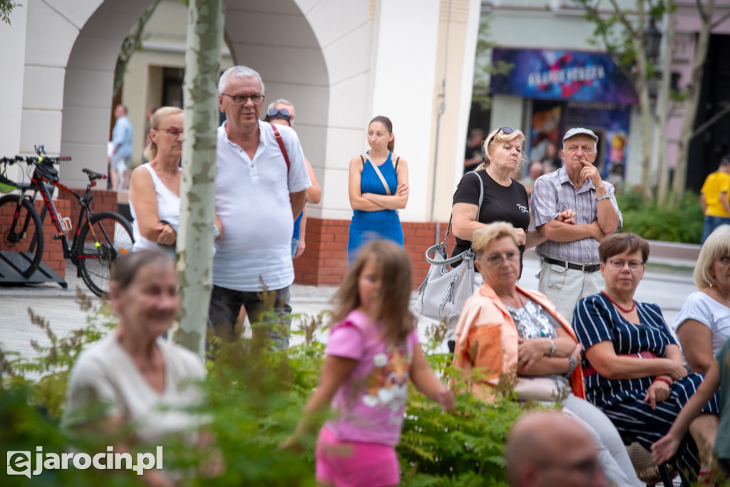 Letnie Brzmienia Jarocin 2024: Tacy Nie Inni