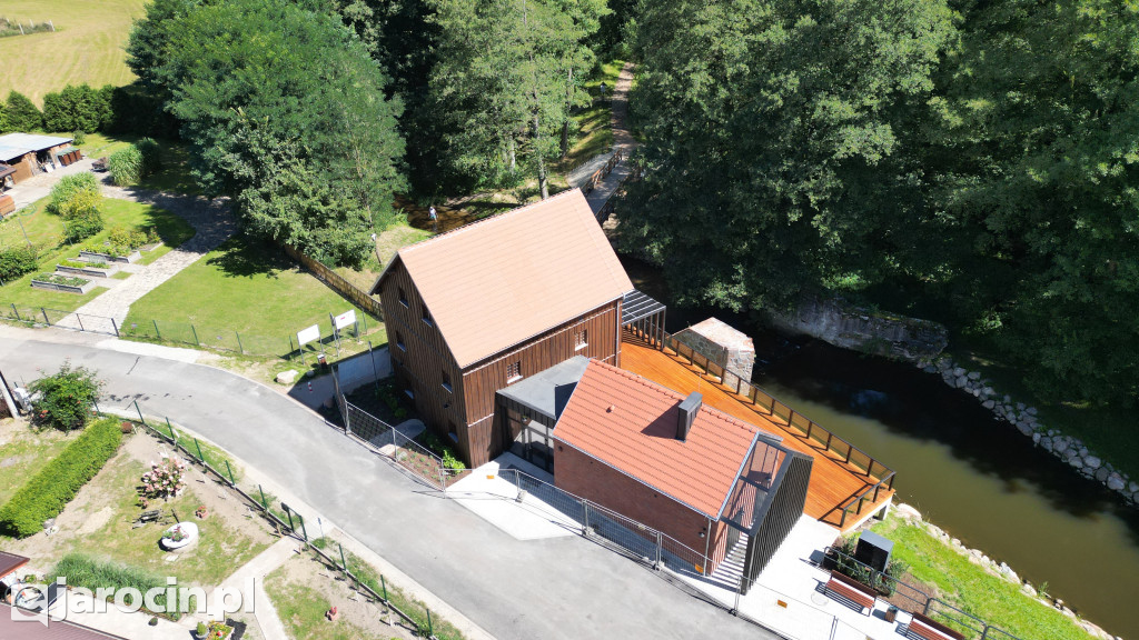 Zmodernizowany młyn nad Lutynią w Wilkowyi