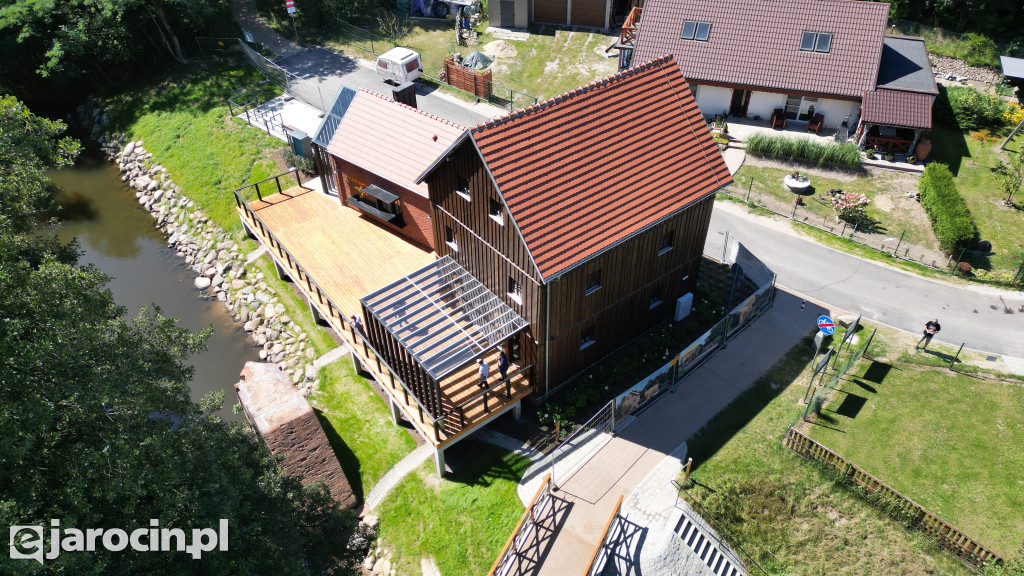 Zmodernizowany młyn nad Lutynią w Wilkowyi