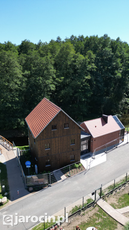 Zmodernizowany młyn nad Lutynią w Wilkowyi