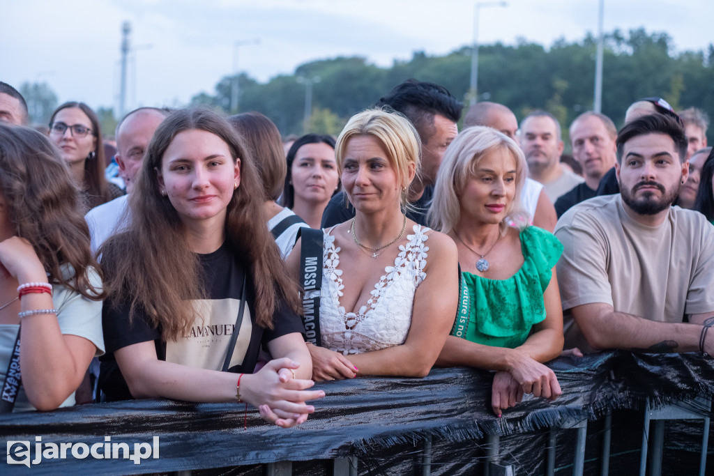 Sylwia Grzeszczak z koncertem w Jarocinie