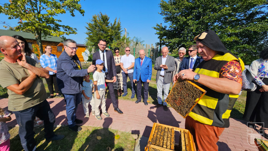 Otwarcie pasieki edukacyjnej w Radlinie