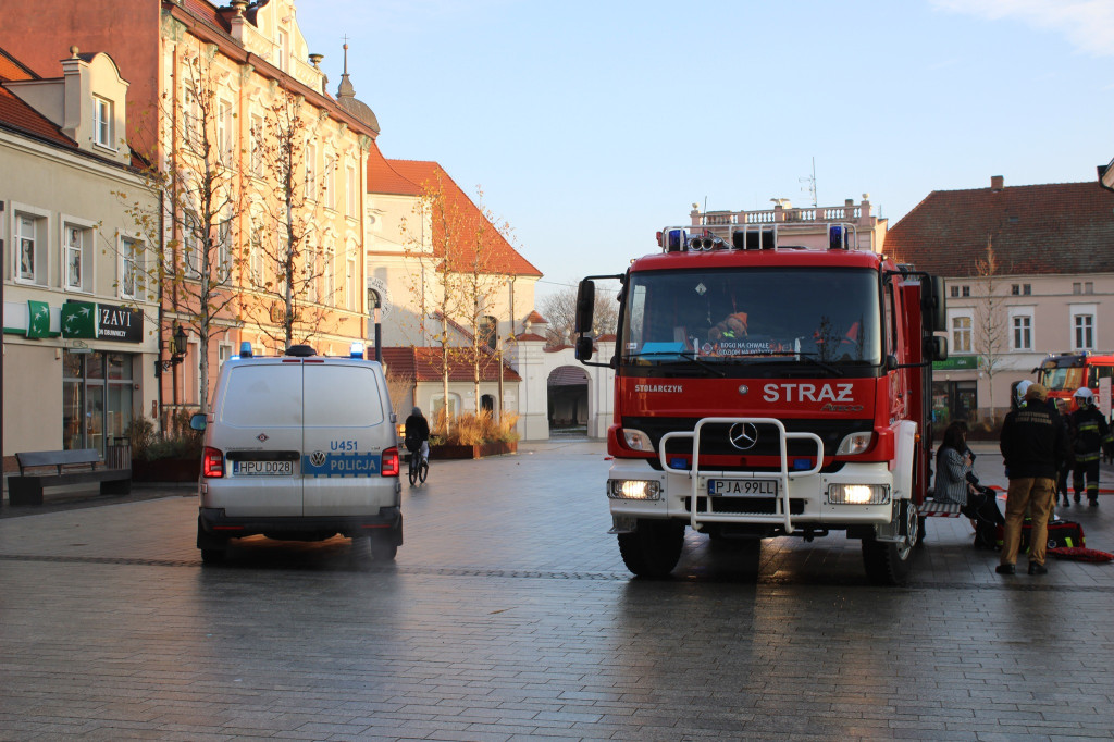 Pożar w ratuszu, kradzież i pościg za złodziejem