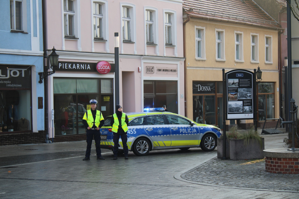Pożar w ratuszu, kradzież i pościg za złodziejem