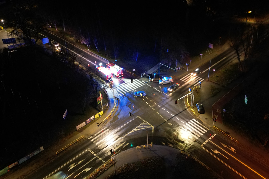 Wypadek na skrzyżowaniu ulic Wrocławskiej i Powstańców Wlkp.