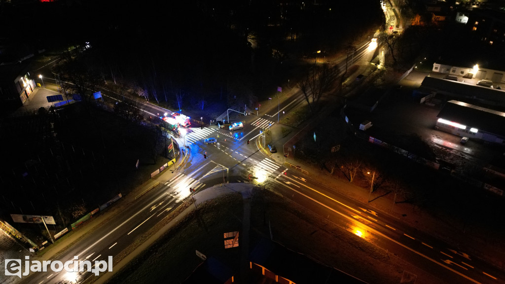 Wypadek na skrzyżowaniu ulic Wrocławskiej i Powstańców Wlkp.