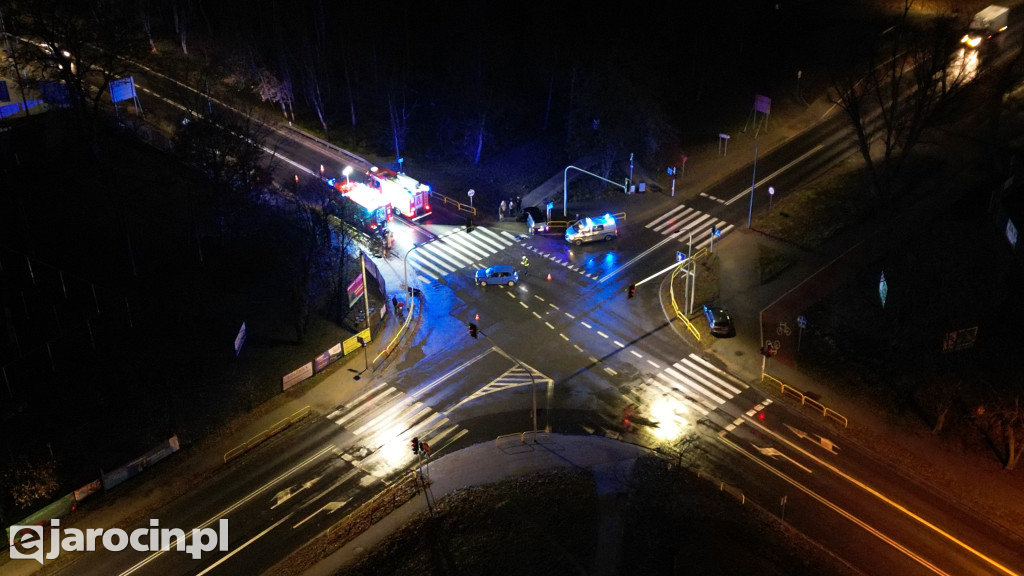 Wypadek na skrzyżowaniu ulic Wrocławskiej i Powstańców Wlkp.