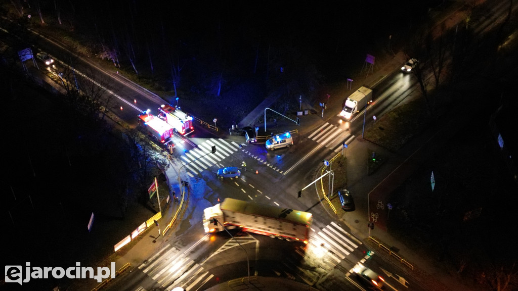 Wypadek na skrzyżowaniu ulic Wrocławskiej i Powstańców Wlkp.