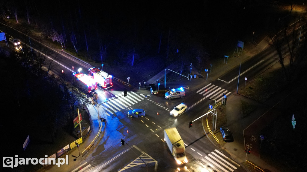 Wypadek na skrzyżowaniu ulic Wrocławskiej i Powstańców Wlkp.
