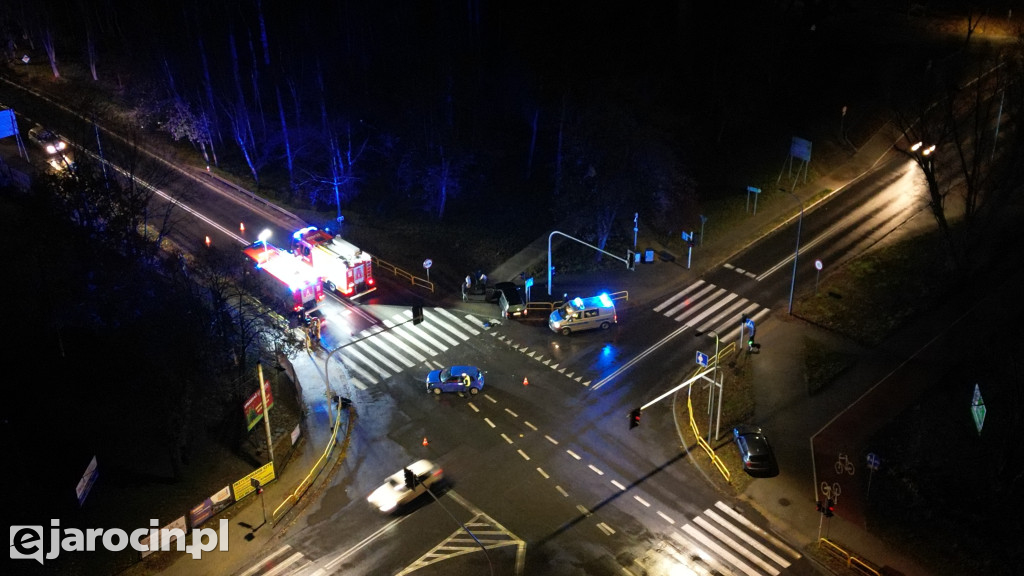 Wypadek na skrzyżowaniu ulic Wrocławskiej i Powstańców Wlkp.