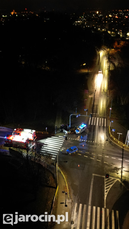 Wypadek na skrzyżowaniu ulic Wrocławskiej i Powstańców Wlkp.