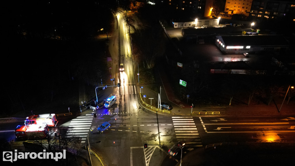 Wypadek na skrzyżowaniu ulic Wrocławskiej i Powstańców Wlkp.