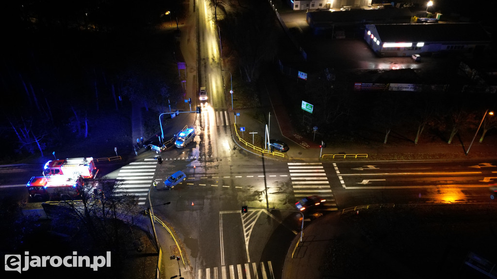 Wypadek na skrzyżowaniu ulic Wrocławskiej i Powstańców Wlkp.