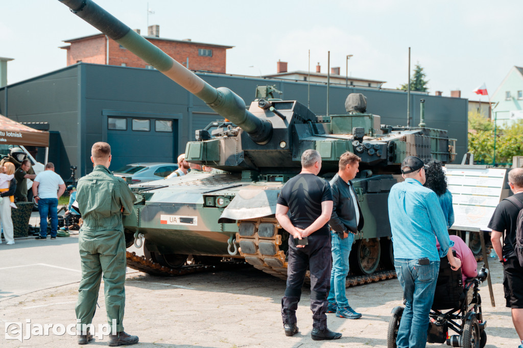 Piknik Militarny i Parada Zabytkowych Samochodów