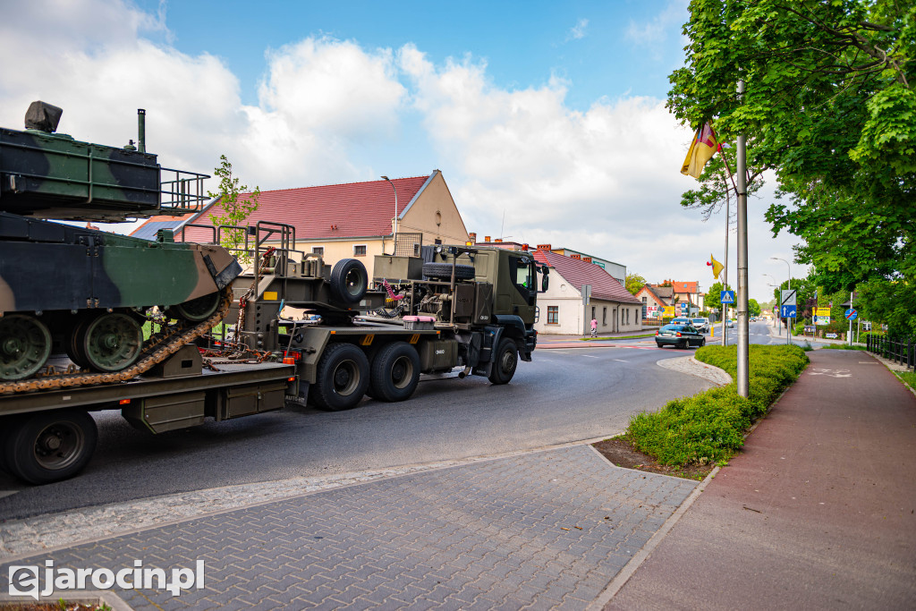 Piknik Militarny i Parada Zabytkowych Samochodów