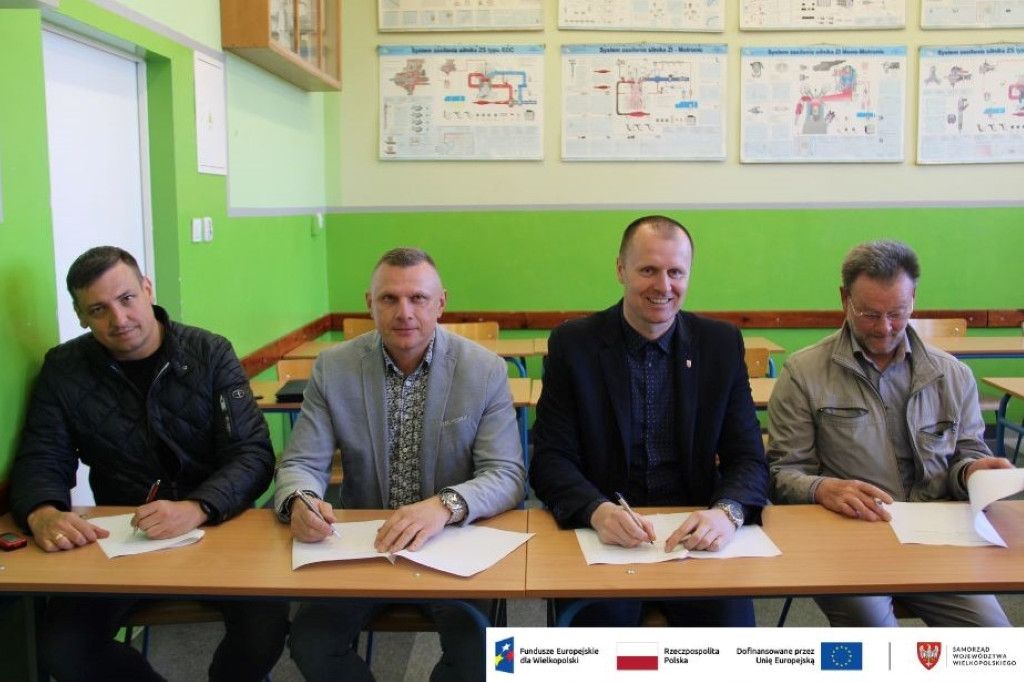 Start budowy nowej infrastruktury w ZSP nr 2 w Jarocinie