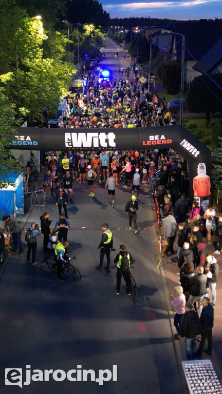 RockRun jarocin 2025 - start nocnego półmaratonu z drona