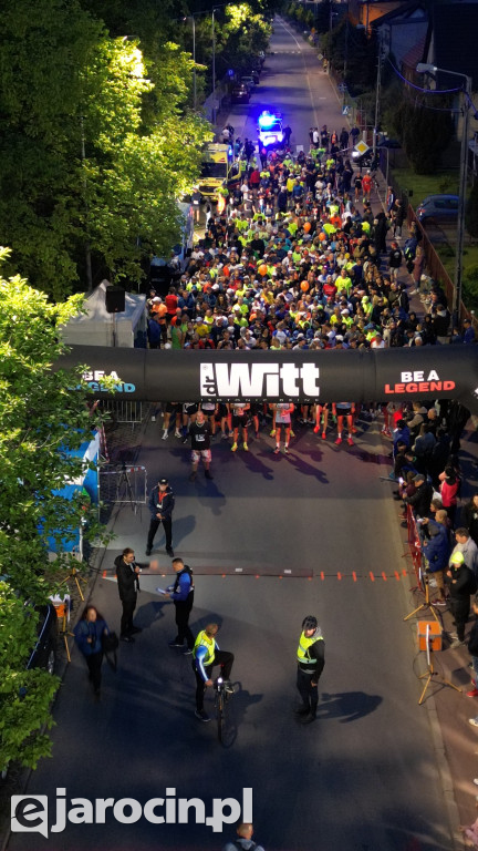 RockRun jarocin 2025 - start nocnego półmaratonu z drona