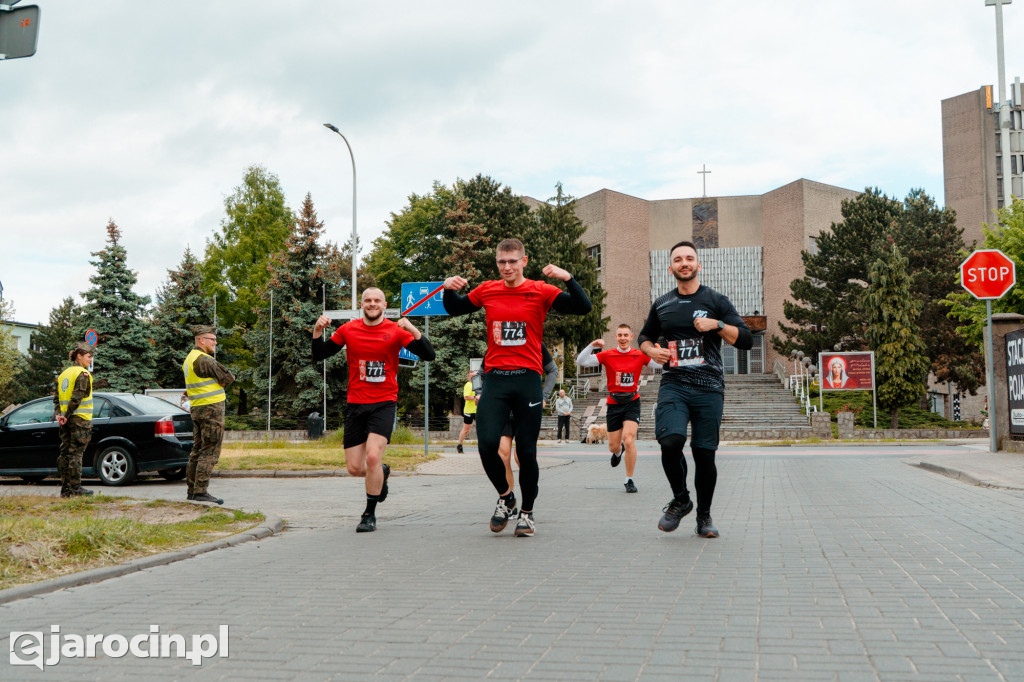 RockRun Jarocin 2025 - bieg na 10 km i nocny półmaraton NOWE ZDJĘCIA