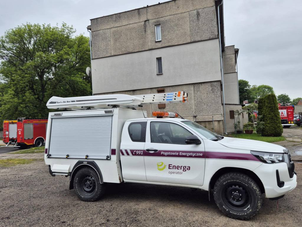 Pożar skrzynki elektrycznej w Komorzu Przybysławskim