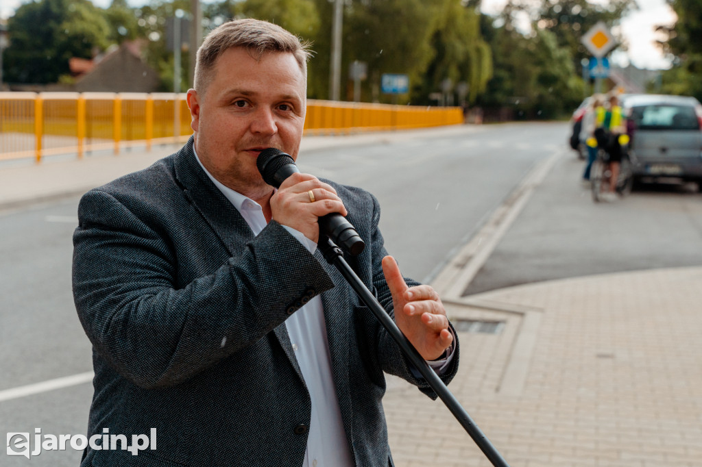 Otwarcie drogi powiatowej Jaraczewo-Gola-Niedźwiady po przebudowie