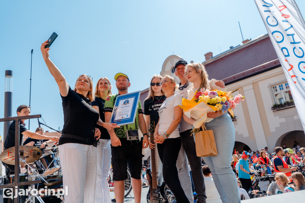 Jarocin z rekordem Polski największej orkiestry dzwonków rowerowych