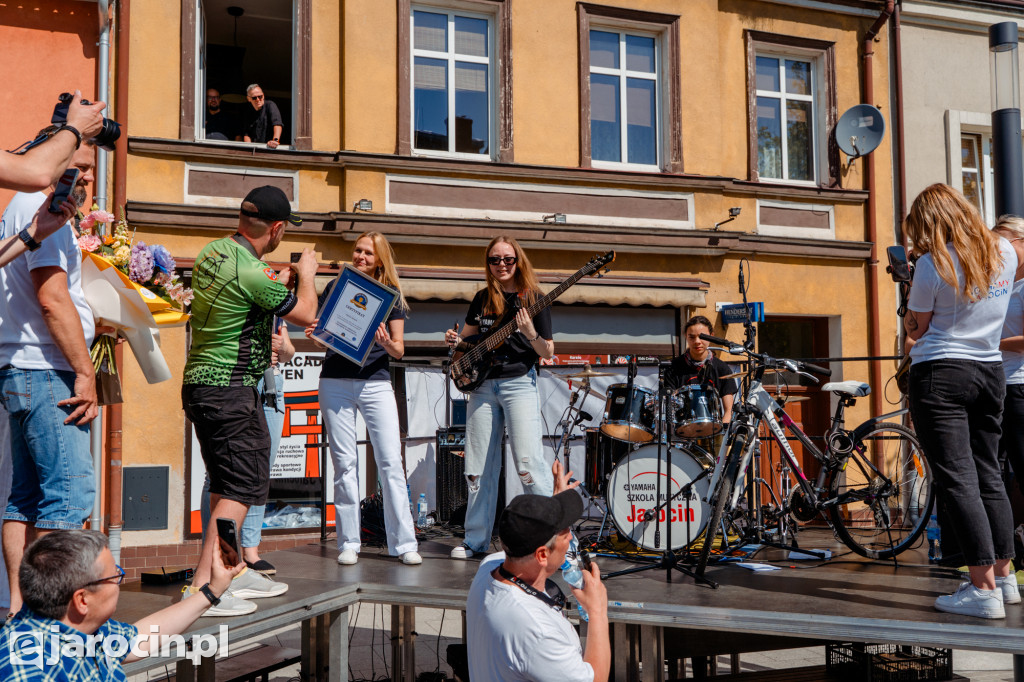 Jarocin z rekordem Polski największej orkiestry dzwonków rowerowych