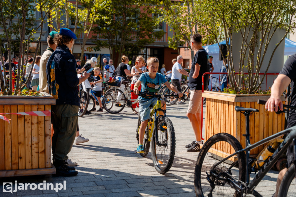 Jarocin z rekordem Polski największej orkiestry dzwonków rowerowych